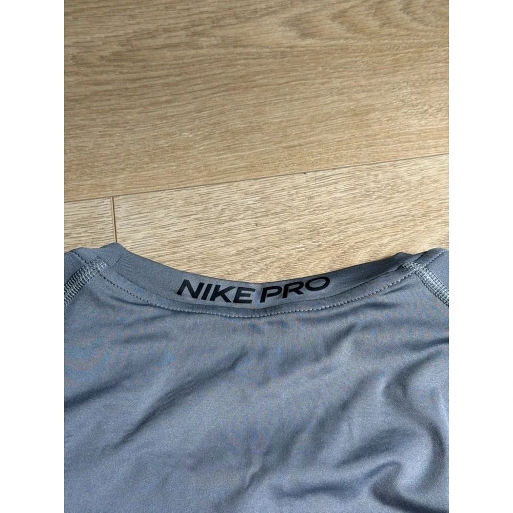 EUC Mens Nike Pro dri fit slim fit gray long sleeve athletic tshirt size XXL